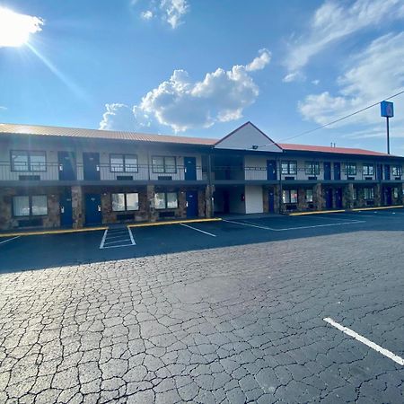 Motel 6 Manchester Tn Buitenkant foto
