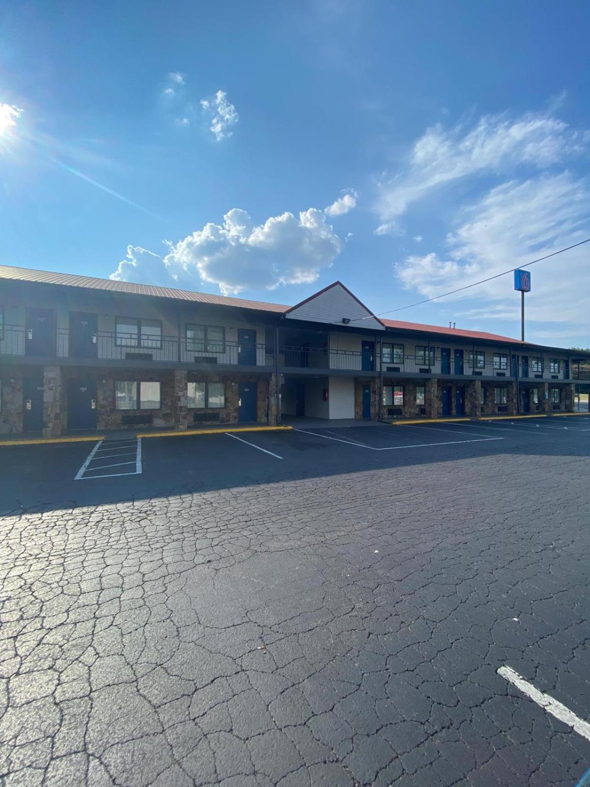 Motel 6 Manchester Tn Buitenkant foto