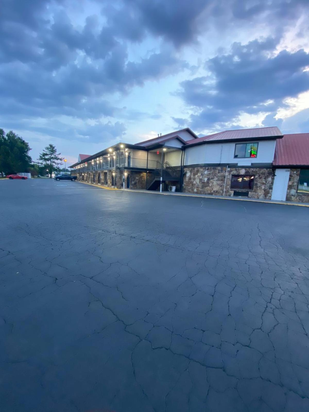 Motel 6 Manchester Tn Buitenkant foto