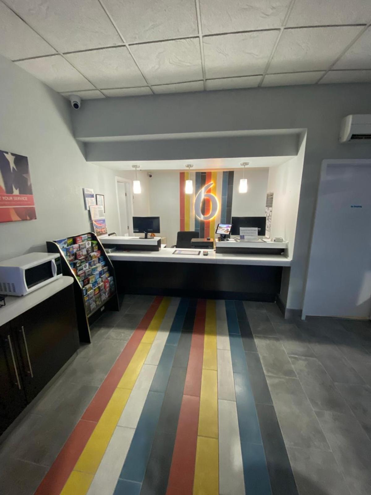 Motel 6 Manchester Tn Buitenkant foto